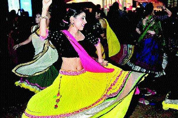 Youngsters flaunt festive body embellishments