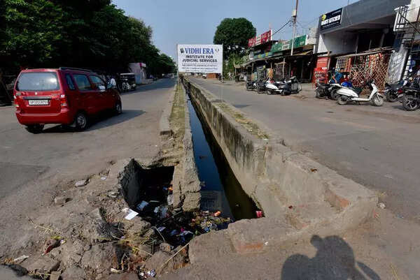 Buidco imposes Rs10 lakh penalty on contractor for safety violations