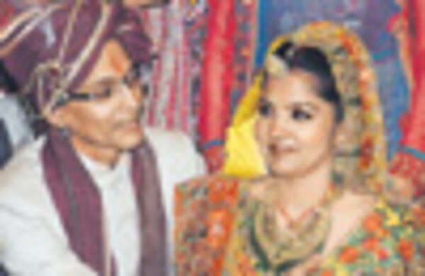 Sunita,Puneet 's grand wedding reception