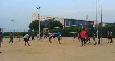 Luck against experience at BU’s Inter Volleyball Match