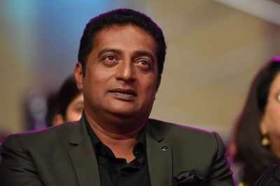 Time is ripe to oppose politics of religion: Actor Prakash Raj