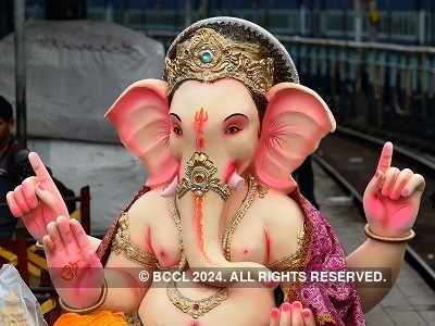 Happy Ganesh Chaturthi 2017: SMSes, messages and quotes for WhatsApp and Facebook