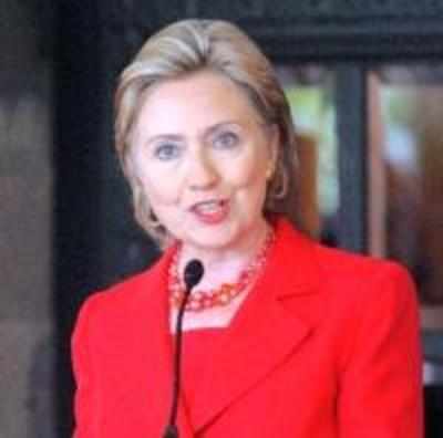 Hillary douses Pak's ire on water; says it's a bilateral issue