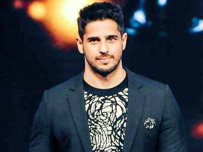 Sidharth Malhotra to ring in birthday with friends