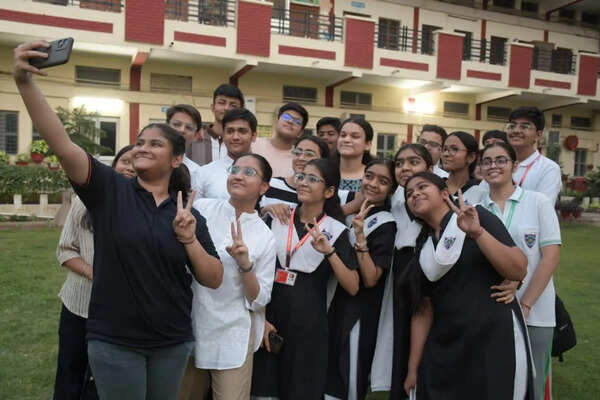 JNV tops with 99.81% pass percentage in CBSE results