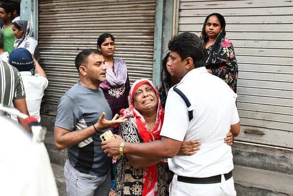 After fire-hit Tiljala building, payloader moves to adjacent residential structure