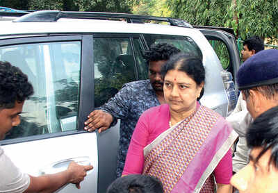 Sasikala back to city prison