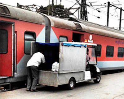 Officials probe if Rajdhani food was to be illegally sold to eateries