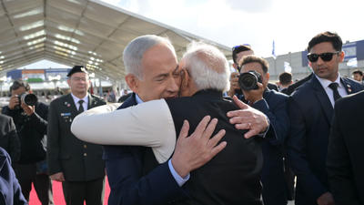 PM Modi Israel Visit Live: Netanyahu sees off PM Modi as he departs Israel - The Times of India