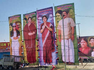 Live updates: VK Sasikala enters Tamil Nadu