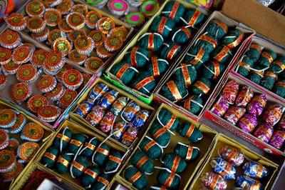 Firecrackers ban: Supreme Court refuses to relax ban on crackers in NCR, rejects traders' pleas