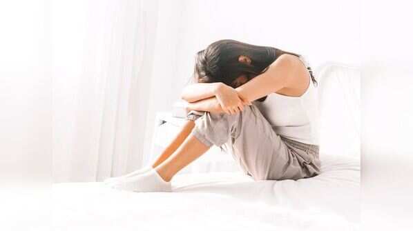 Is your sadness temporary or a sign of depression? Here's how you can ...