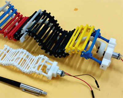 Wave-propelled robot can swim, crawl and climb