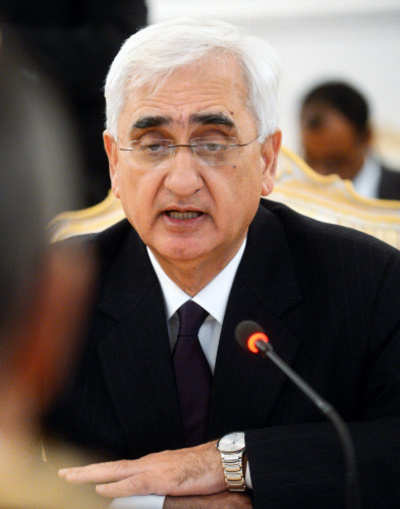 Ceasefire violations a matter of great concern: Khurshid