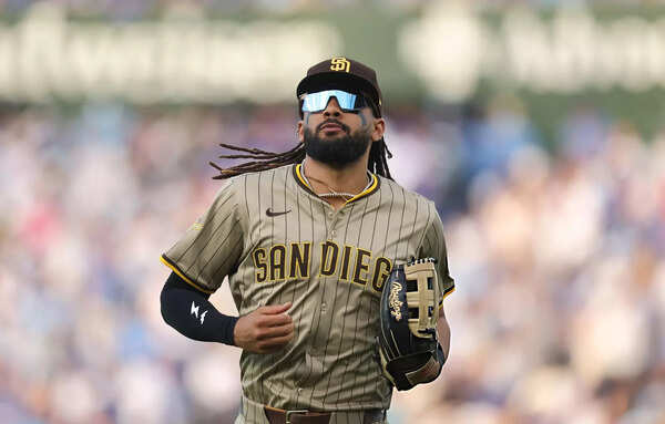Fernando Tatis Jr. responds to Luis Arraez amid free agency as San Diego Padres weigh roster moves for 2026