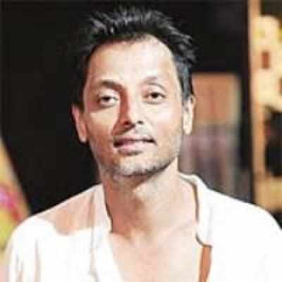 Sujoy in a dilemma over next kahaani