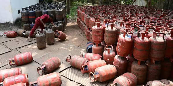 State govt urges people to avoid hoarding LPG cylinders