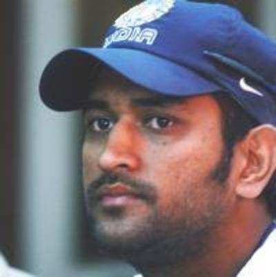 Dhoni non-committal on Dada's tip