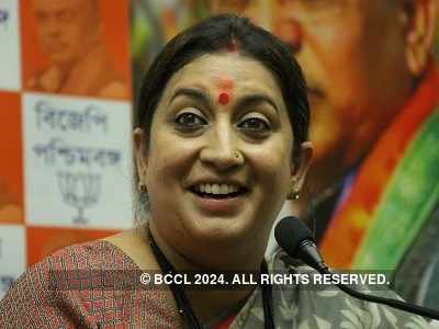 Here's why CottonIsCool is trending as Textiles Minister Smriti Irani starts Twitter campaign