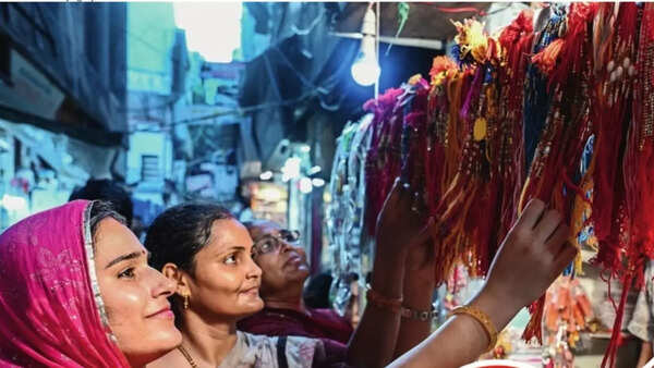 City gears up for Rakshabandhan