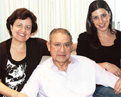 Parsi couple from HK donates $20 million to revive general hospital