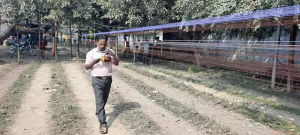 Chinese manjha cuts lifeline of Bareilly’s 200-year-old traditional thread market