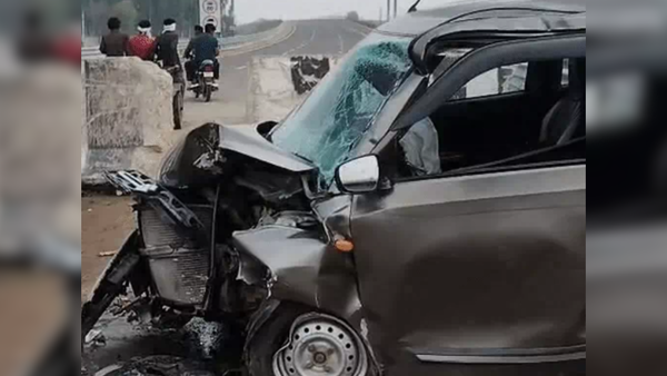 2 BTech graduates die as car hits barrier on Delhi-Dehradun Expressway