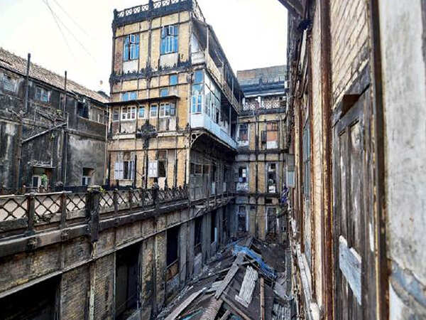 Open 64 rooms that ignored notice, list plans to secure Esplande Mansion: Bombay HC to Mhada