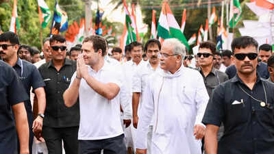 Congress Bharat Jodo Yatra: Rahul Gandhi commences Padyatra from  Kanyakumari - The Times of India