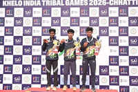 K&rsquo;taka stays ahead as rain disrupts track