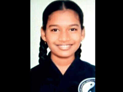 15-year-old dies in school, heart attack suspected