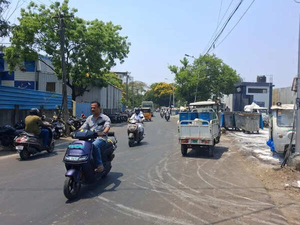 Greater Chennai Corporation’s aste segregation unit at Valasaravakkam eats up chunk of Sridevikuppam Main Road
