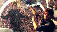 Shah Rukh Khan completes 27 years in Bollywood, fans congratulate the 'King of Romance' 
