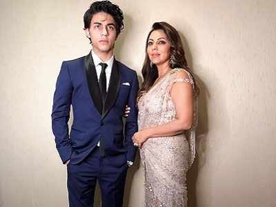 Gauri Khan’s boys chill in Barcelona; Shah Rukh Khan shares Suhana’s sunkissed picture