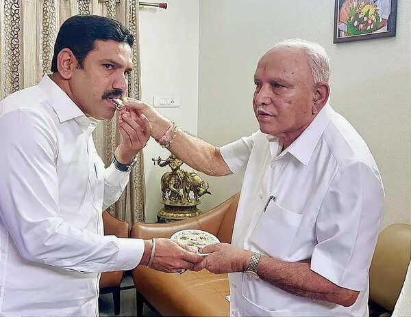 Vijayendra looks to shore up BJP chief position with show of strength at dad’s celebration