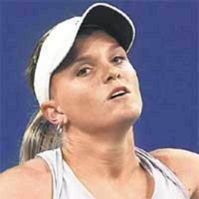 Oudin signs deal minutes before match