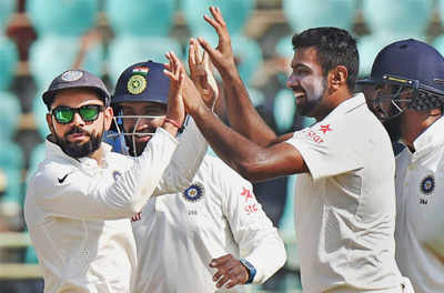 India vs England, 2nd Test: Virat Kohli credits bowlers for win