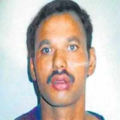 Thane gang loots to save jailed boss