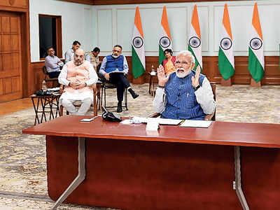 Form staggered lockdown exit strategy: PM to CMs