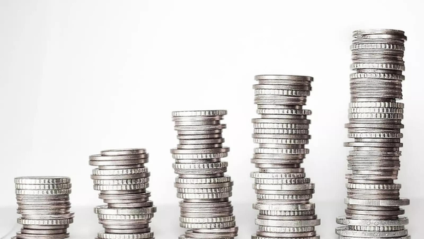 Pre-IPO: Fund managers, IT czars vie for I-Pru MF shares