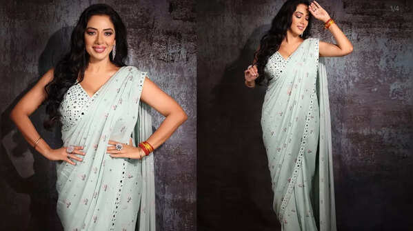 Rupali Ganguly's Gorgeous Ethnic Look