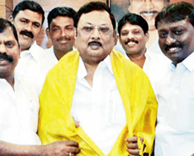 DMK expels Alagiri for ‘vilification campaign’