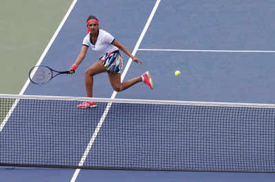Sania Mirza continues to dominate WTA doubles ranking
