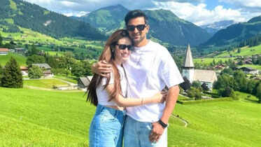 Is Shoaib Malik still fond of his third wife Sana Javed? Body ...