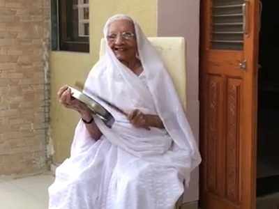 Modi's mother Heeraben donates Rs 25,000 to PM-CARES fund