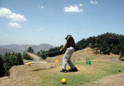 Naldehra golf course beautification underway: Virbhadra Singh