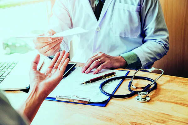 Admin warns of FIR, action against govt doctors in private practice