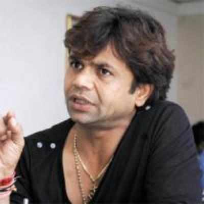 Actor Rajpal Yadav questioned over Speak Asia scam