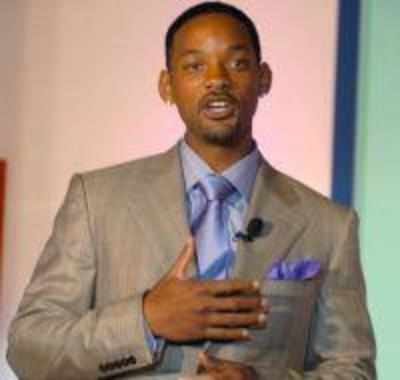 Will Smith urges fans to be helpful