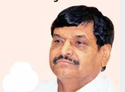 Shivpal Yadav defends 'outsider' Amar Singh